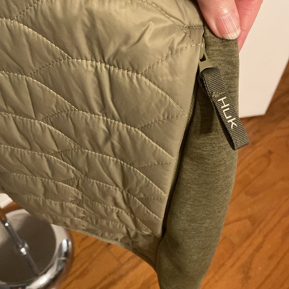 Huk XXL Jacket - Picture 11 of 15